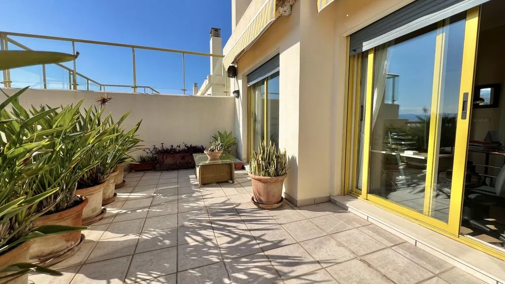 Terrasse - Luxury Penthouse with Rooftop Pool in Denia