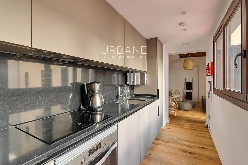 Cuisine - Apartment with Balcony in Barcelona's Gothic Quarter