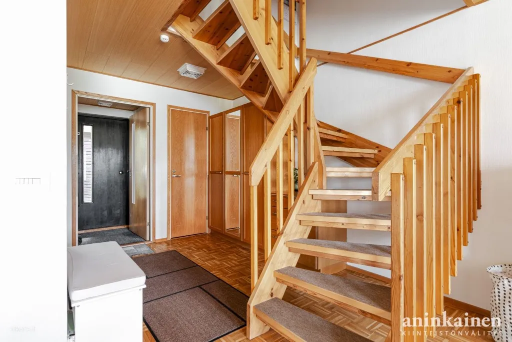 Toad - Two-Level Terraced House with Private Yard in Koivula