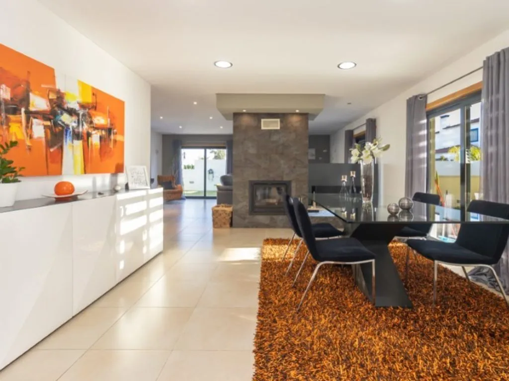 Söögituba - Luxury House with Pool in Setúbal