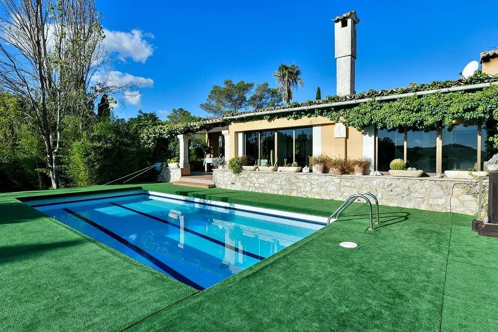 Piscina - Rustic Finca with Mountain Views in Inca