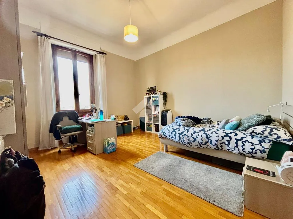 Bedrooms - Period Apartment with Balcony in Florence