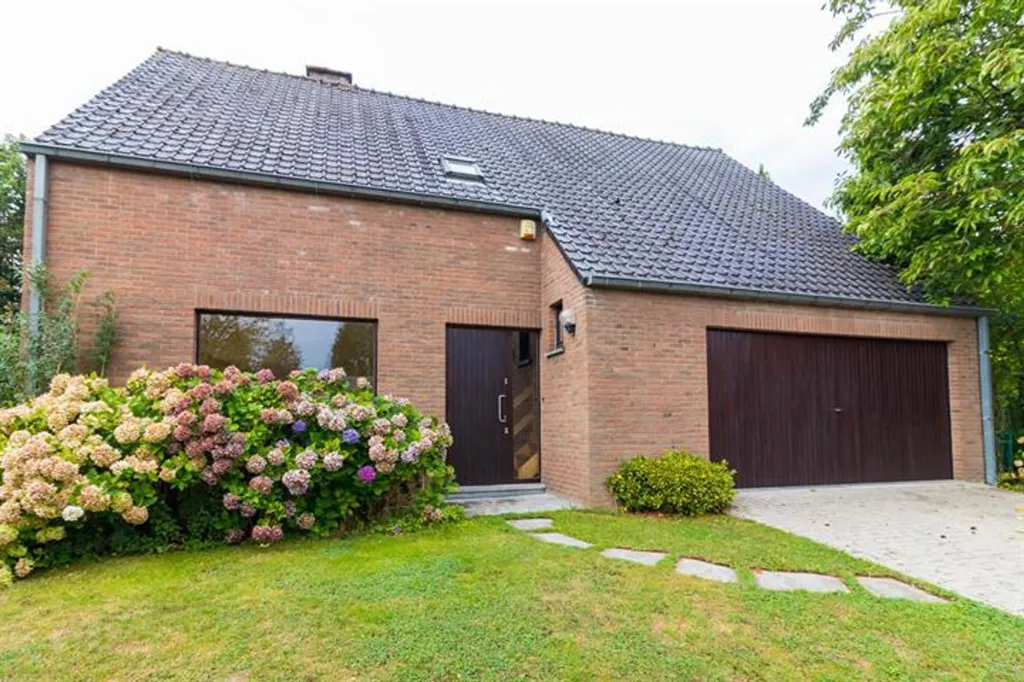 Välivaade - Spacious Villa with Garden in Tervuren