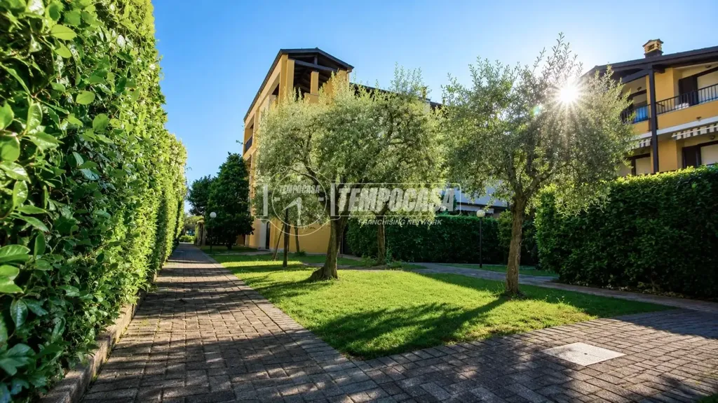 Jardin - Bright Triplex with Balcony in Lugana, Sirmione