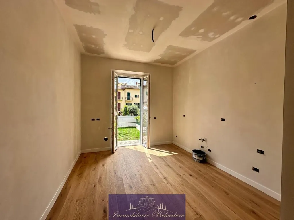 Pièces - Modernised Apartment with Private Garden in Florence