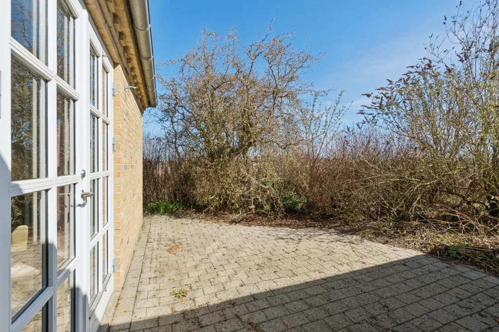 Giardino - Elevated Villa with Garden Views near Ellinge