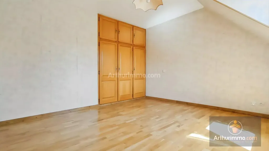 Toad - Luxury House with Garden in Bondoufle