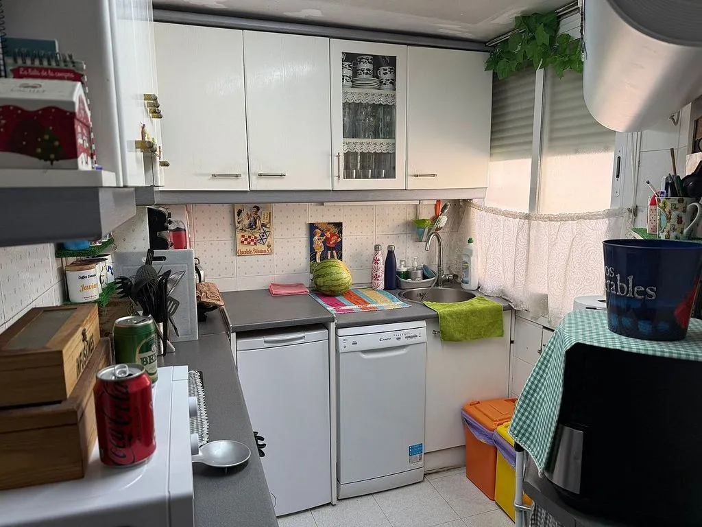 Köök - Modern Flat with A/C in San Blas-Simancas, Madrid
