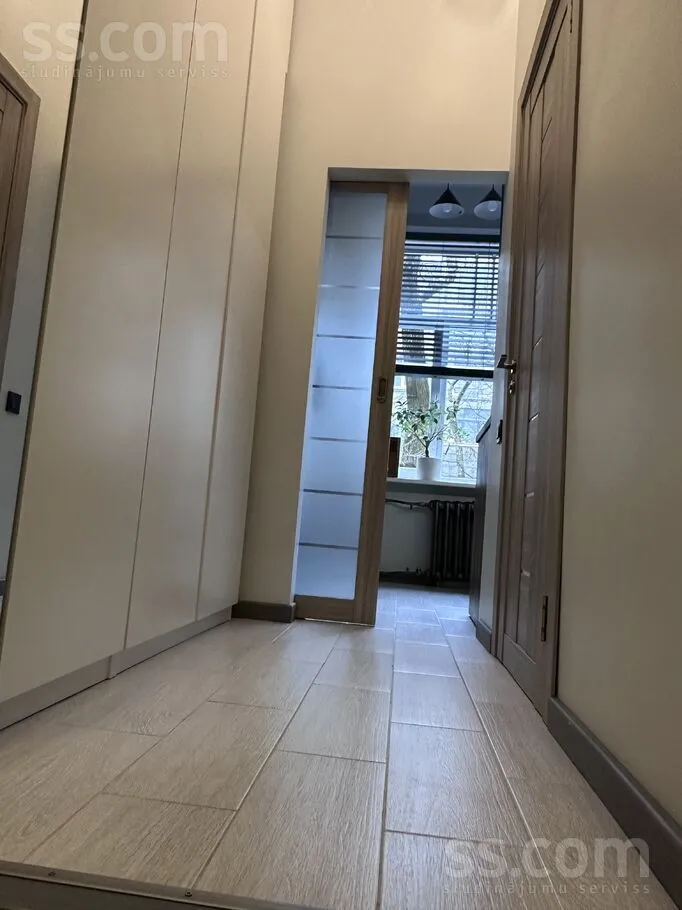 Esik - Spacious Apartment with Balcony in Riga Centre