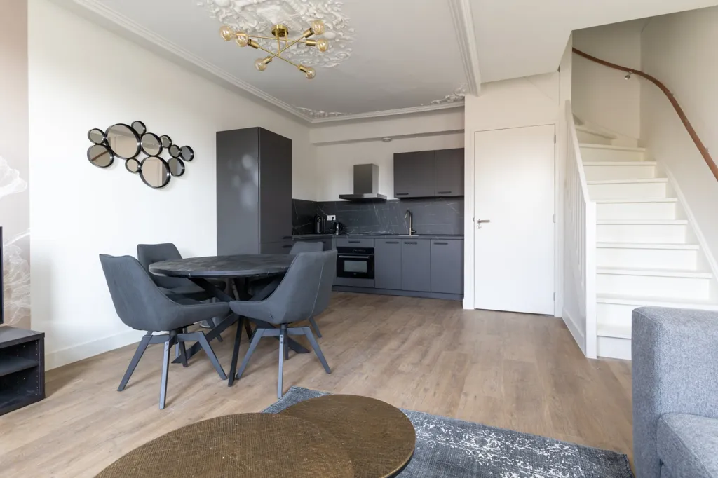 Soggiorno - Short-Stay Apartment in 's-Hertogenbosch Centre