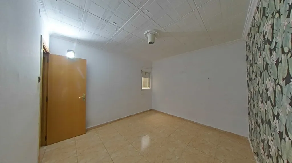 3 magamistoaga korter asukohas Terrassa