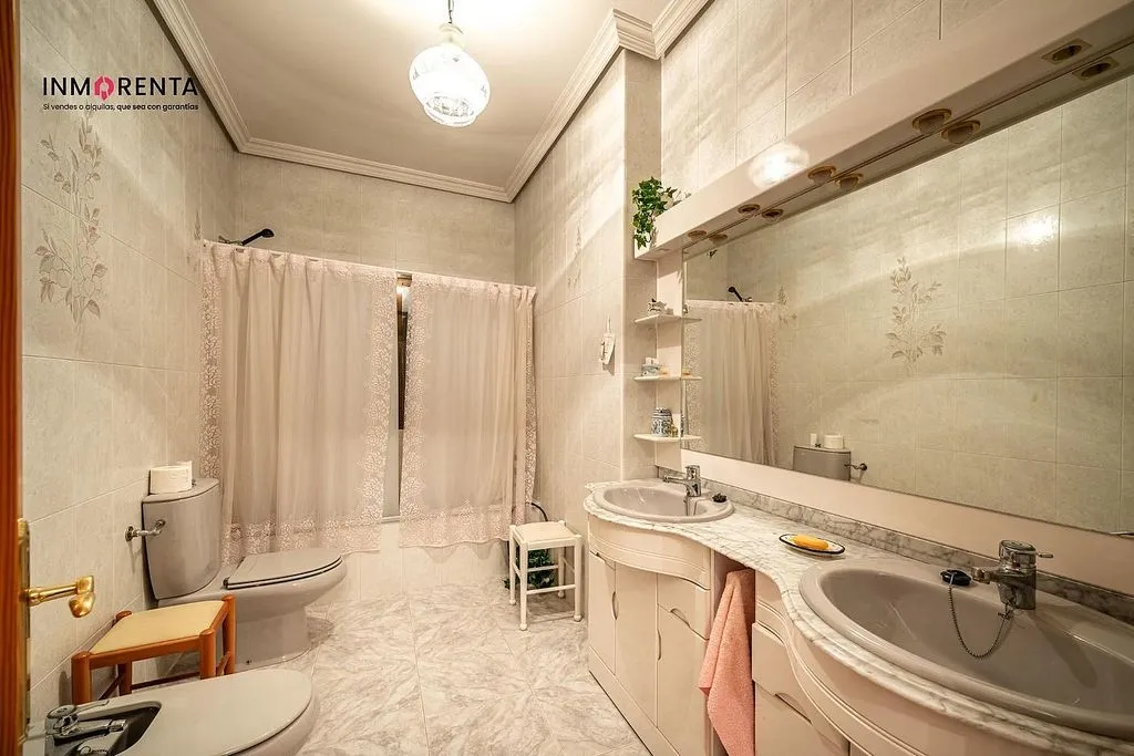 Vannitoad - Detached House with Terrace in La Mata