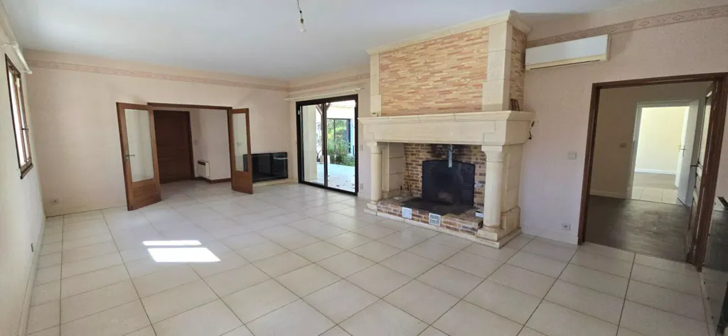 Séjour - Maison de Standing avec Terrasse à Trelissac