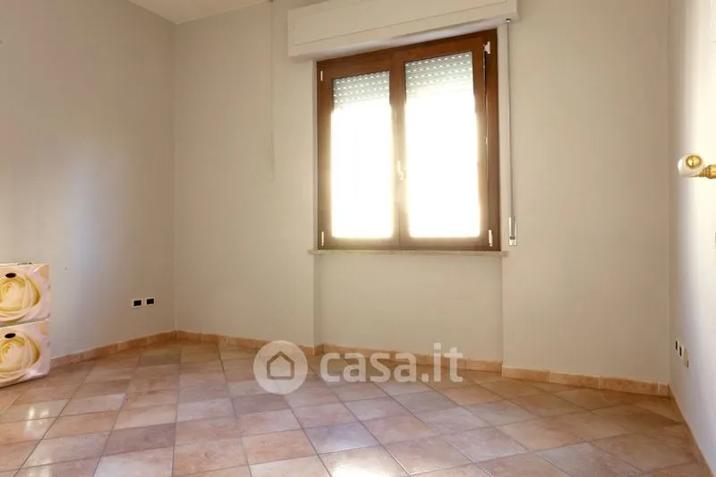 Rooms - Rearranged Apartment with Balcony in Grosseto