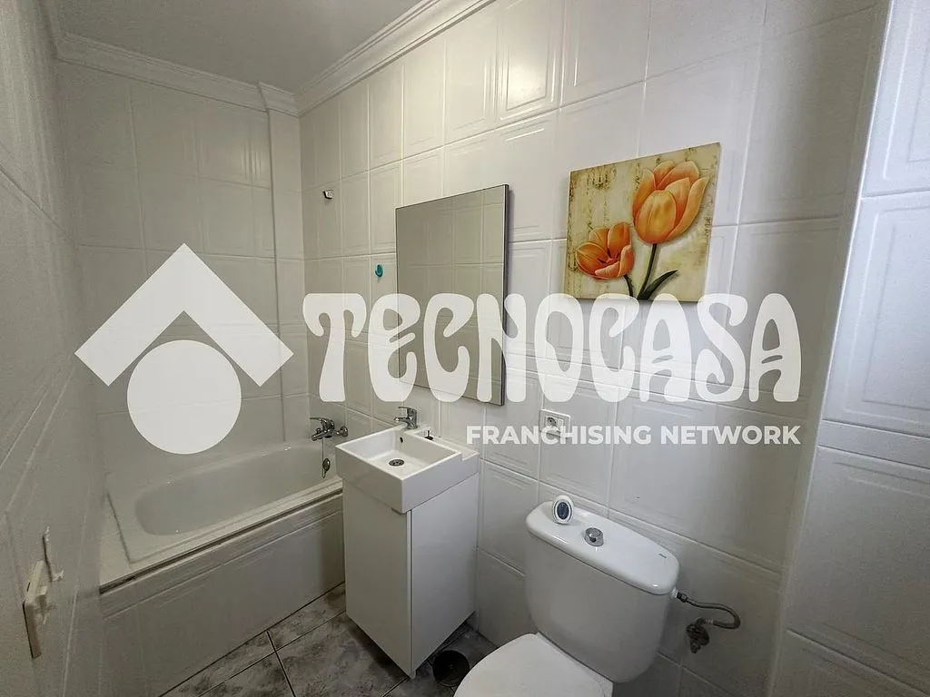 Vannitoad - 2-Bedroom Apartment with Patio in Taco