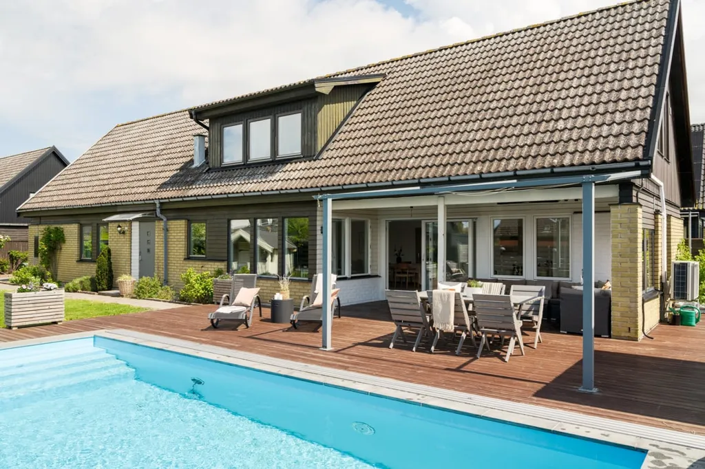 Piscine - Villa with Pool in Bunkeflostrand, Malmö
