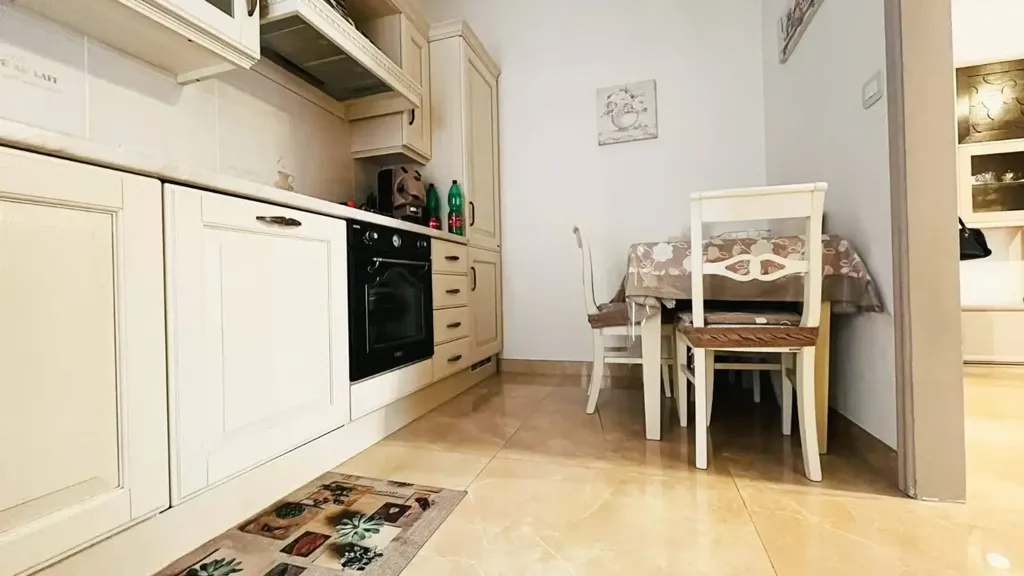Köök - Rearranged Apartment with Balcony in Lucera