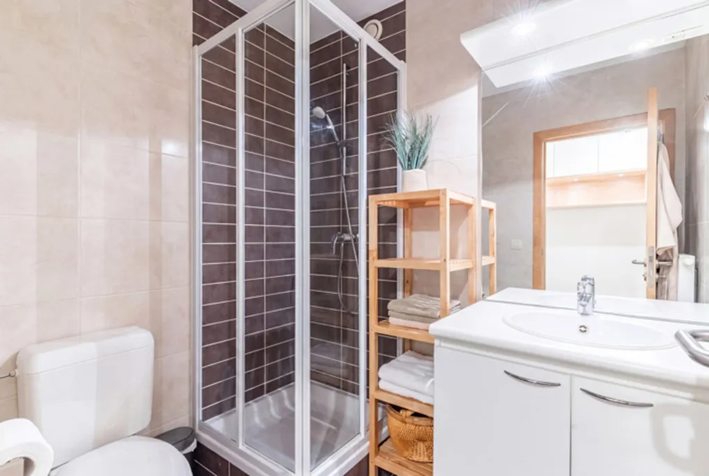 Bagni - Duplex with Terraces in Ottignies-Louvain-La-Neuve