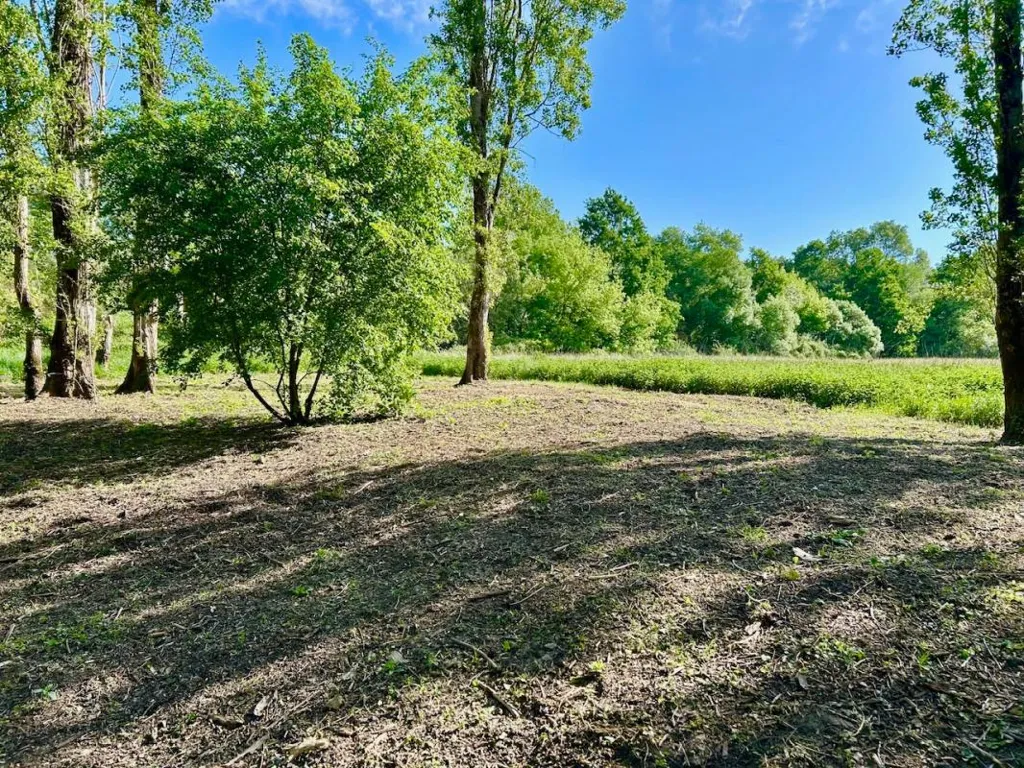 Aed - Leisure Land with River Access in Gievres