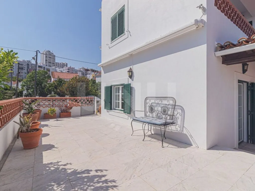 Terrasse - Luxury House with Terrace in Almada