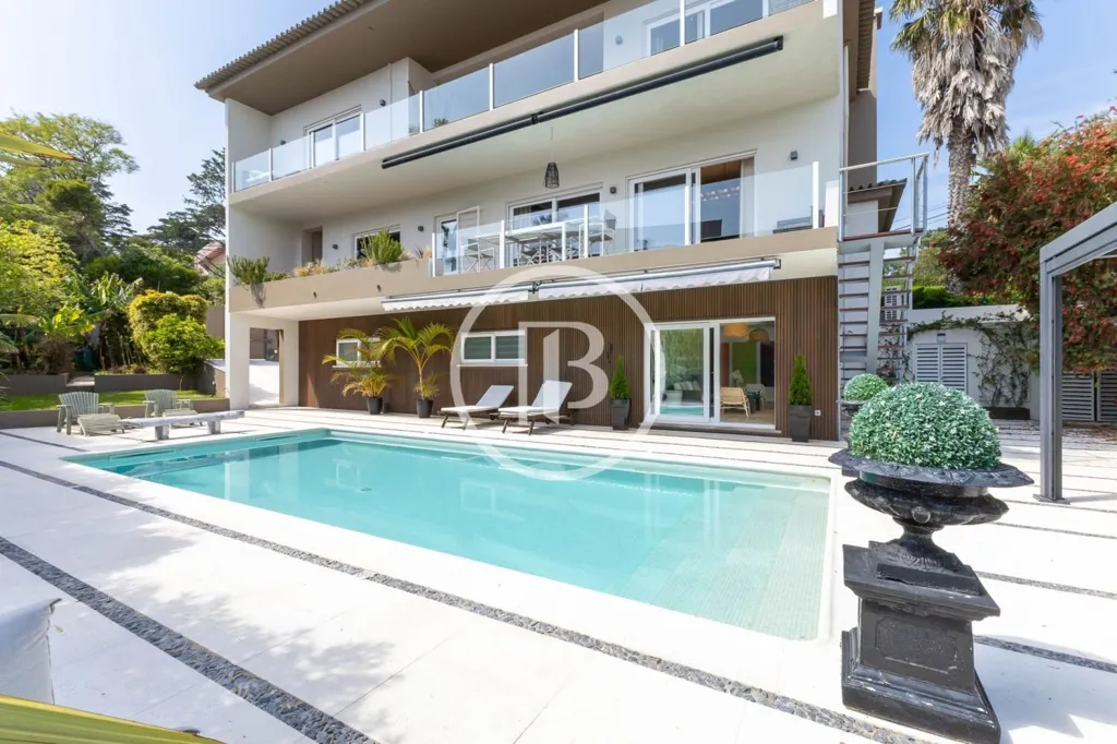 Piscina - Luxury House with Sea View in Estoril