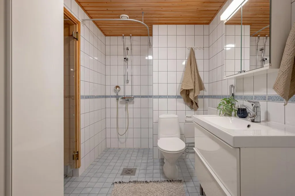 Salles de bain - City Apartment with Balcony in Helsinki