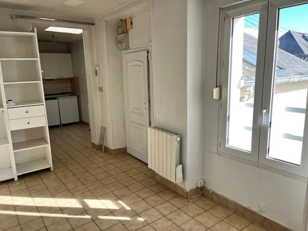 Cuisine - Maison avec 2 Studios et Garage à Rennes