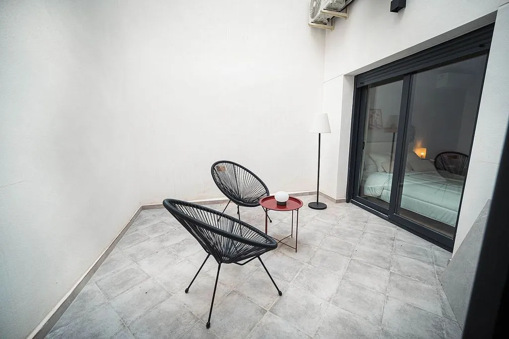 Aed - Studio with Terrace in Elche