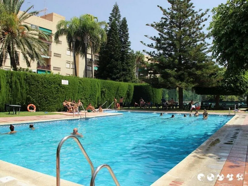 Bassein - 2-Bed Flat with Pool on Avenida Europa, Almuñécar