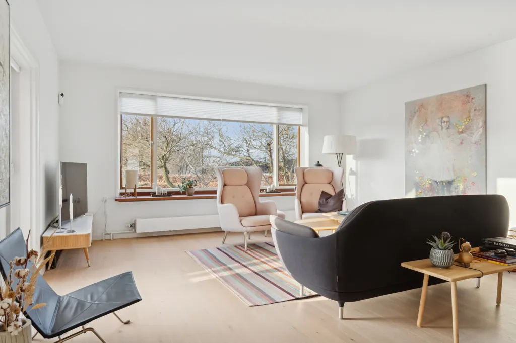 Séjour - Murermestervilla with Large Windows in Roskilde