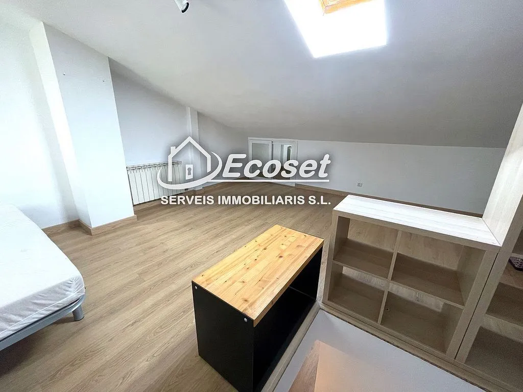 Camere da letto - Triplex with Central Heating in Vallirana Centre