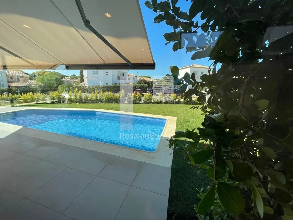 Piscine - Luxury Villa with Pool in Almancil