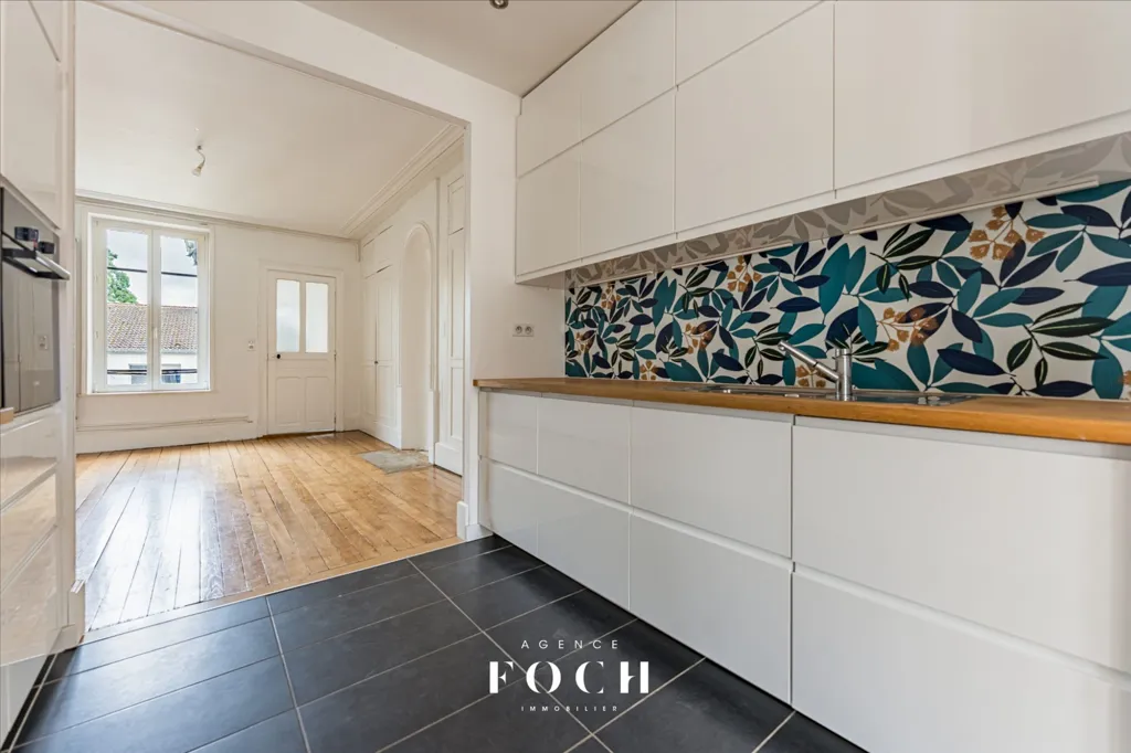 Cuisine - Appartement Duplex avec 4 Chambres à Nancy