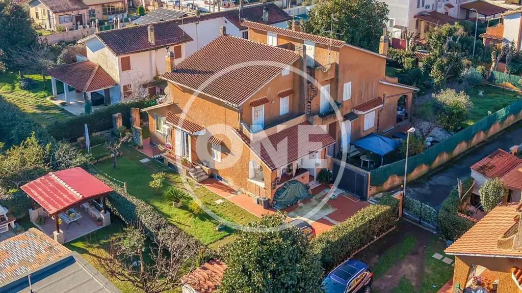 Õhuvaade - Bifamily Villa with Private Garden in Ardea
