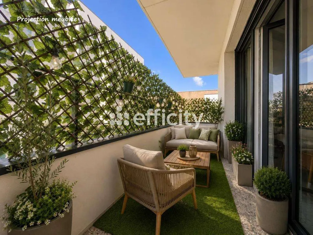 Terrace - Modern Flat with Balcony in Epinay-sur-Seine