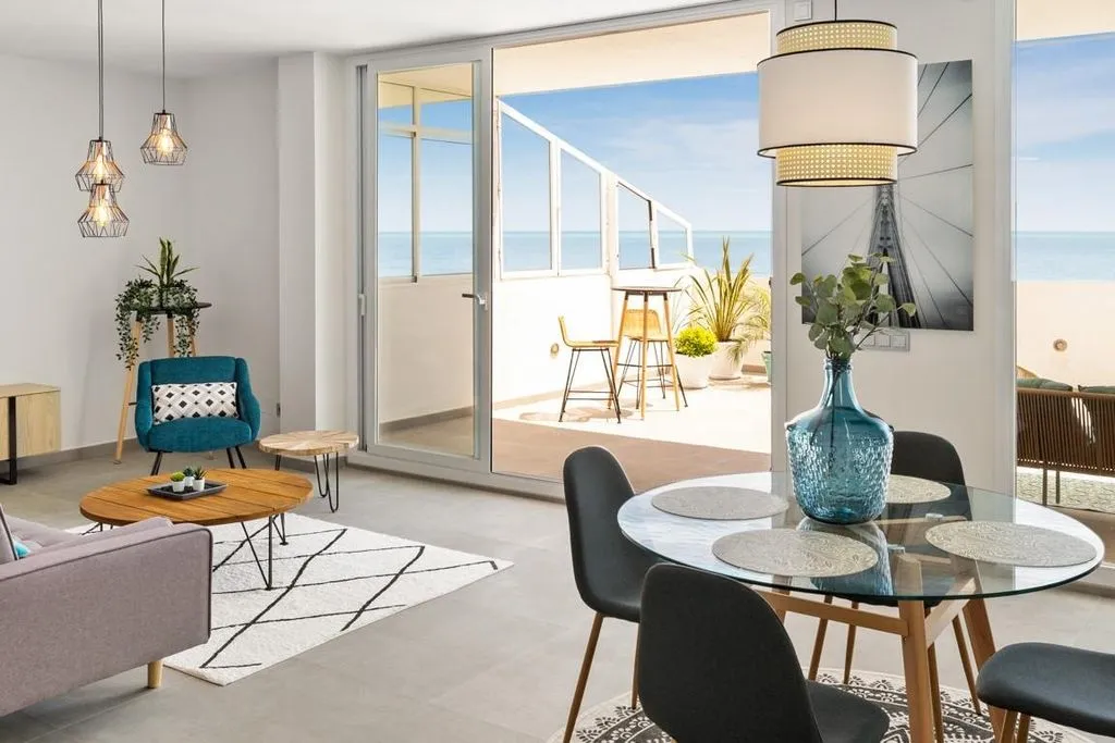 Elutuba - 3-Bedroom Penthouses with Sea View in Marbella