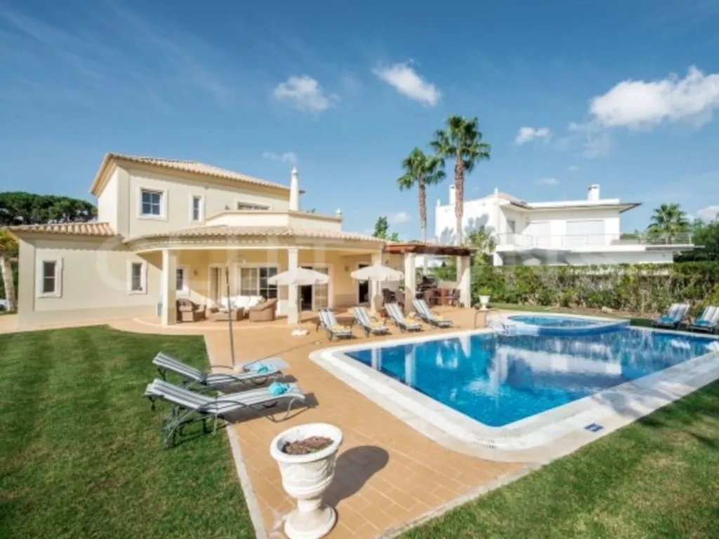 Bassein - Luxury Villa with Golf View in Vila Sol, Loulé