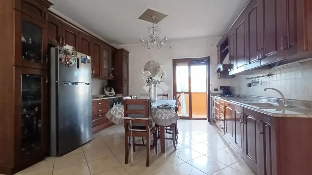 Cuisine - Bright Apartment with Balconies in Cropani