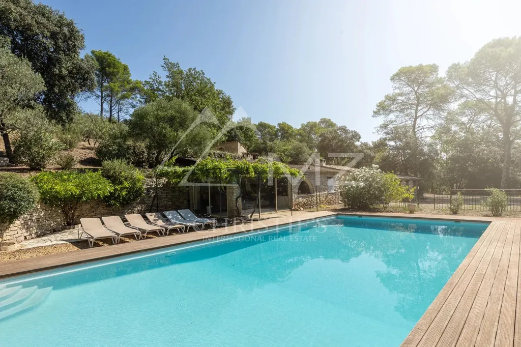 Bassein - Stone Bastide with Pool in Provence