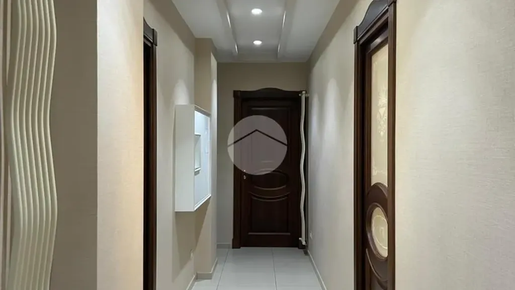 hallway_entrance