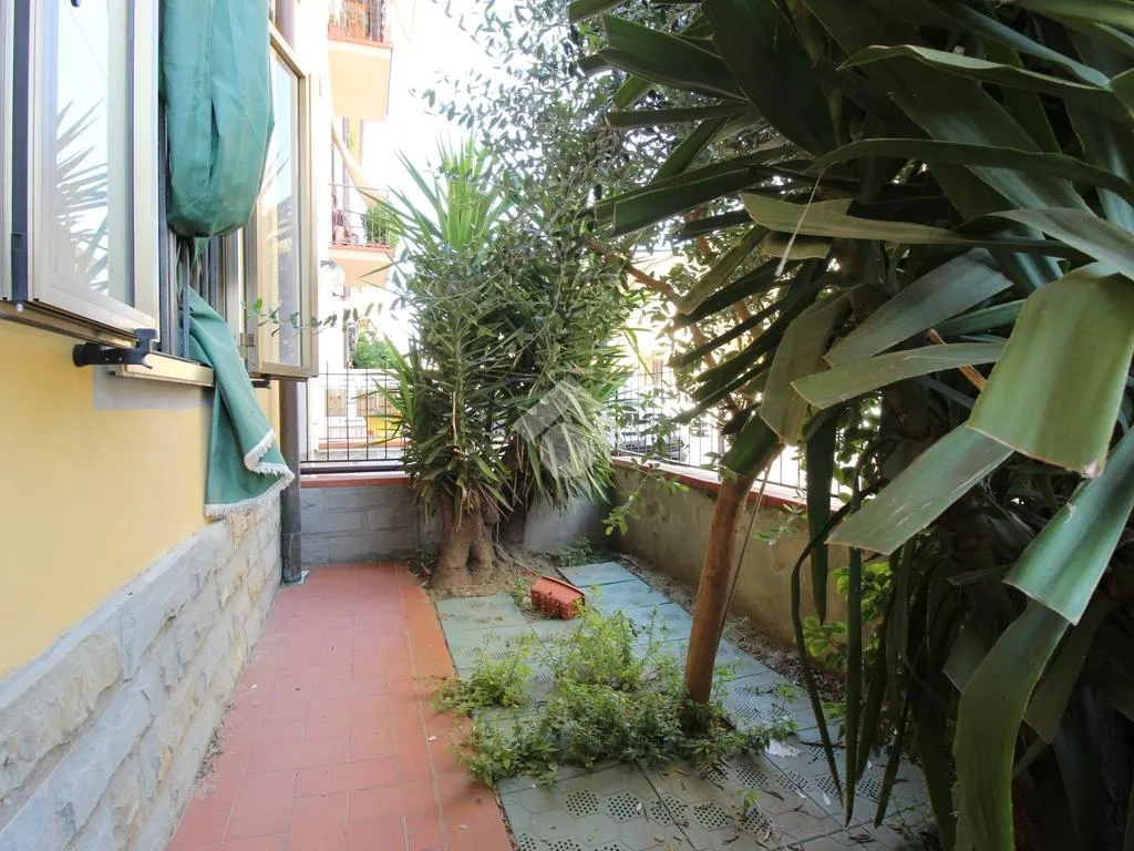 Terrazza - Terrace-Accessed Apartment in Prato