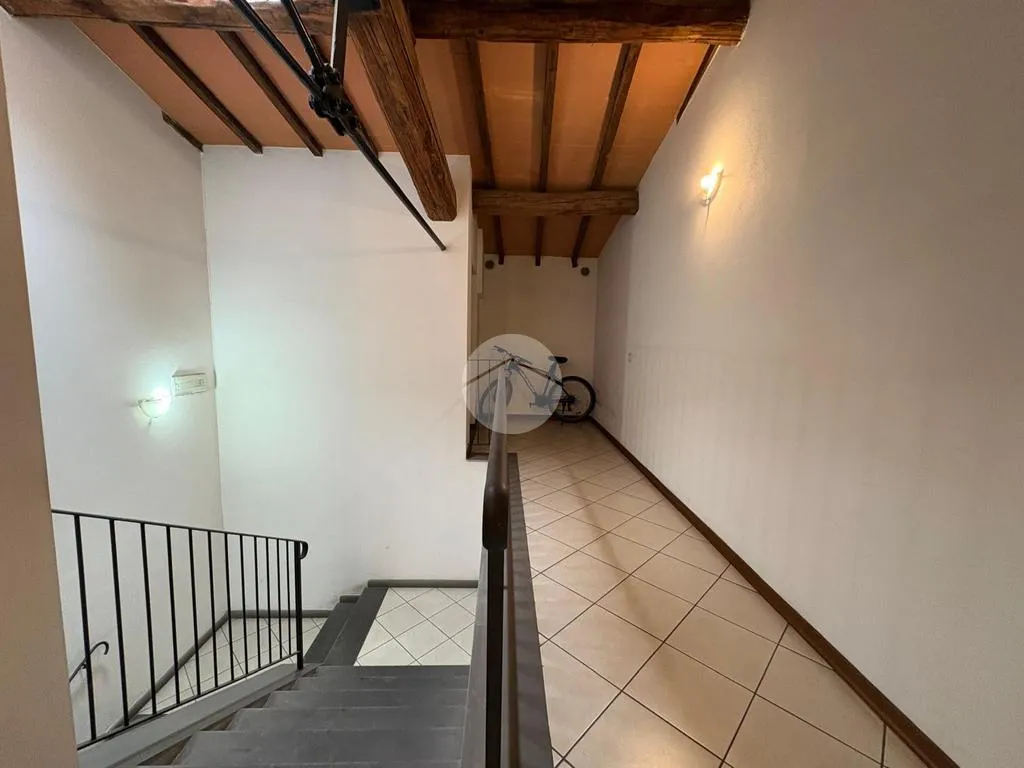 Rooms - Modernised Two-Bedroom Apartment in Florence