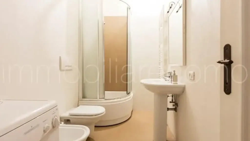 Salles de bain - Appartement 1 pièces à IT