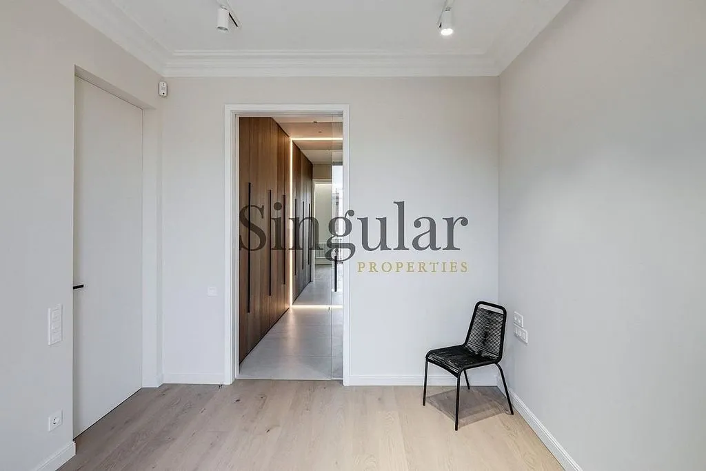 Entrée - Historic Apartment with Balcony in El Born