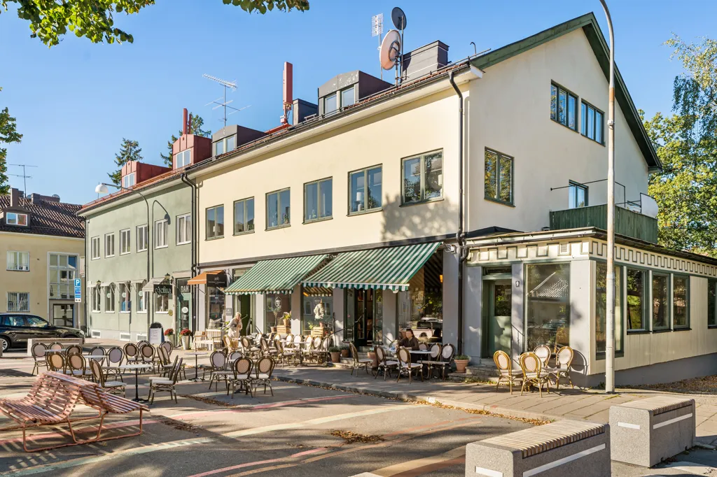 Extérieur - 55+ Apartment with Two Balconies in Nockeby Backe