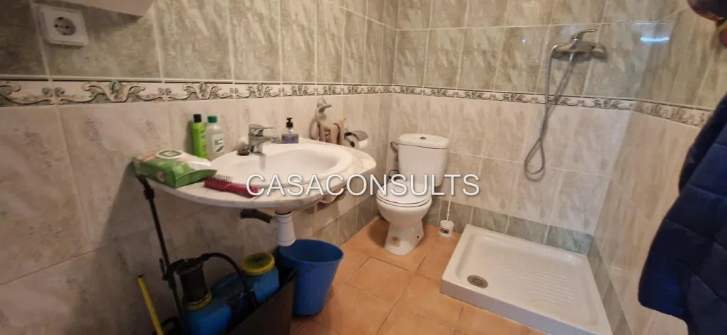 Vannitoad - Semi-Renovated Chalet with Balcony in Vilafamés