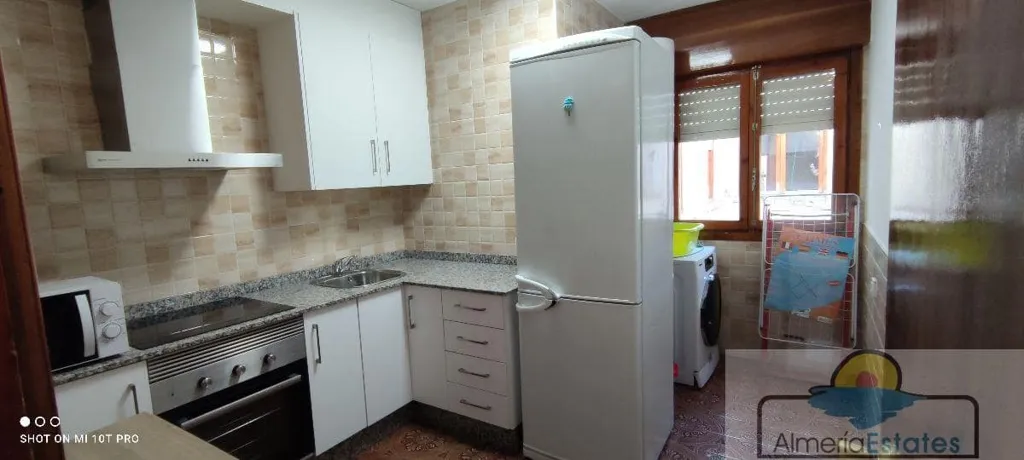 3 magamistoaga korter asukohas Almería