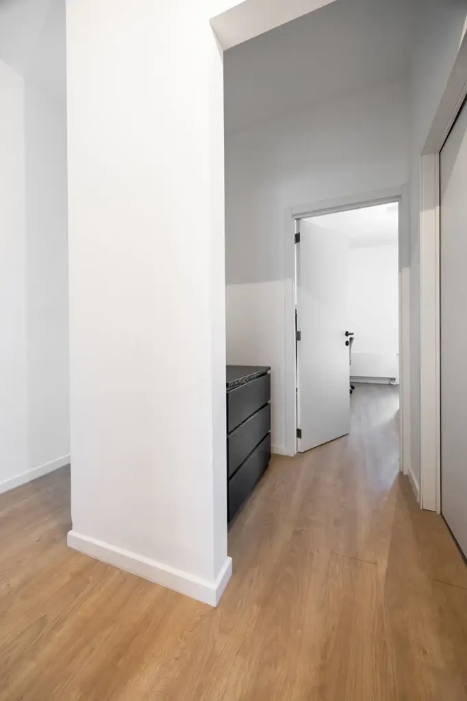 Esik - Apartment with Winter Terrace in Antwerp's Kievitwijk