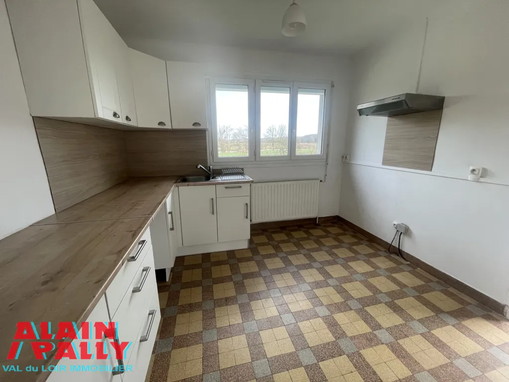 Cocina - Renovated Pavilion with Garden in Quiet Area