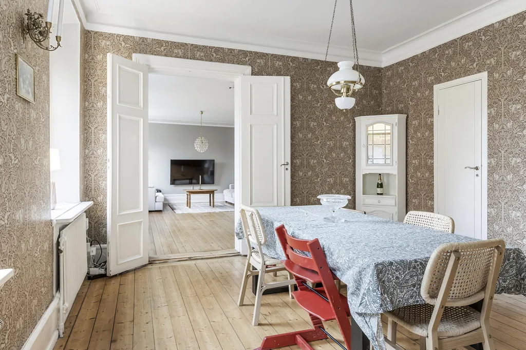Sala da pranzo - Charming House with Historic Features in Old Town, Köping